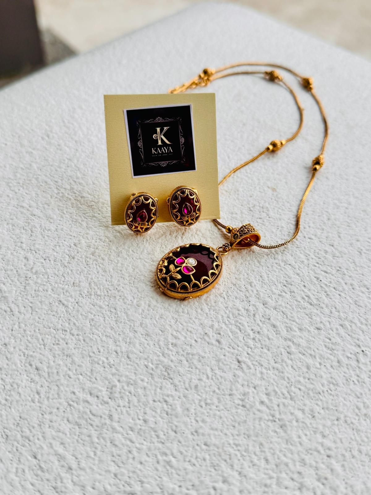 Emerald Enamel Floral Pendant Set