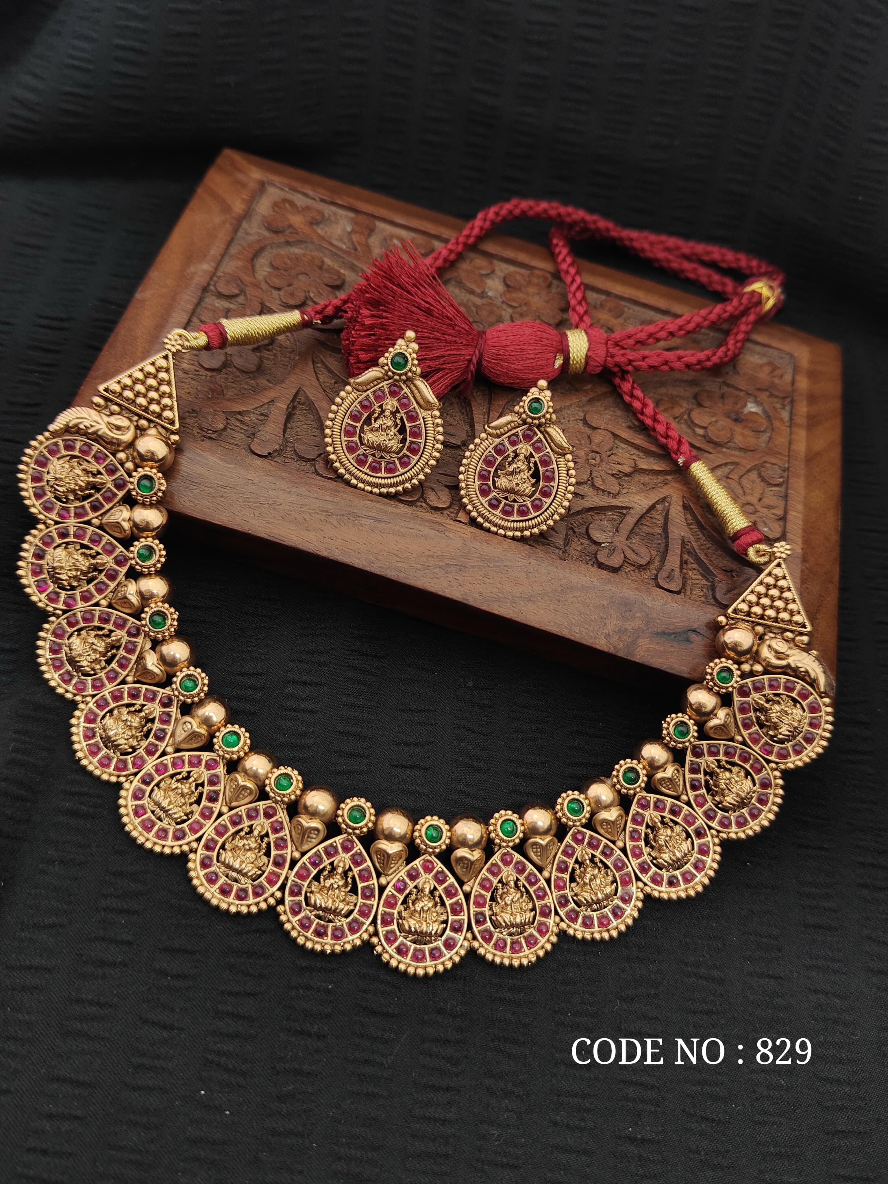 Mahalaxmi - Leaf Style Hansdi