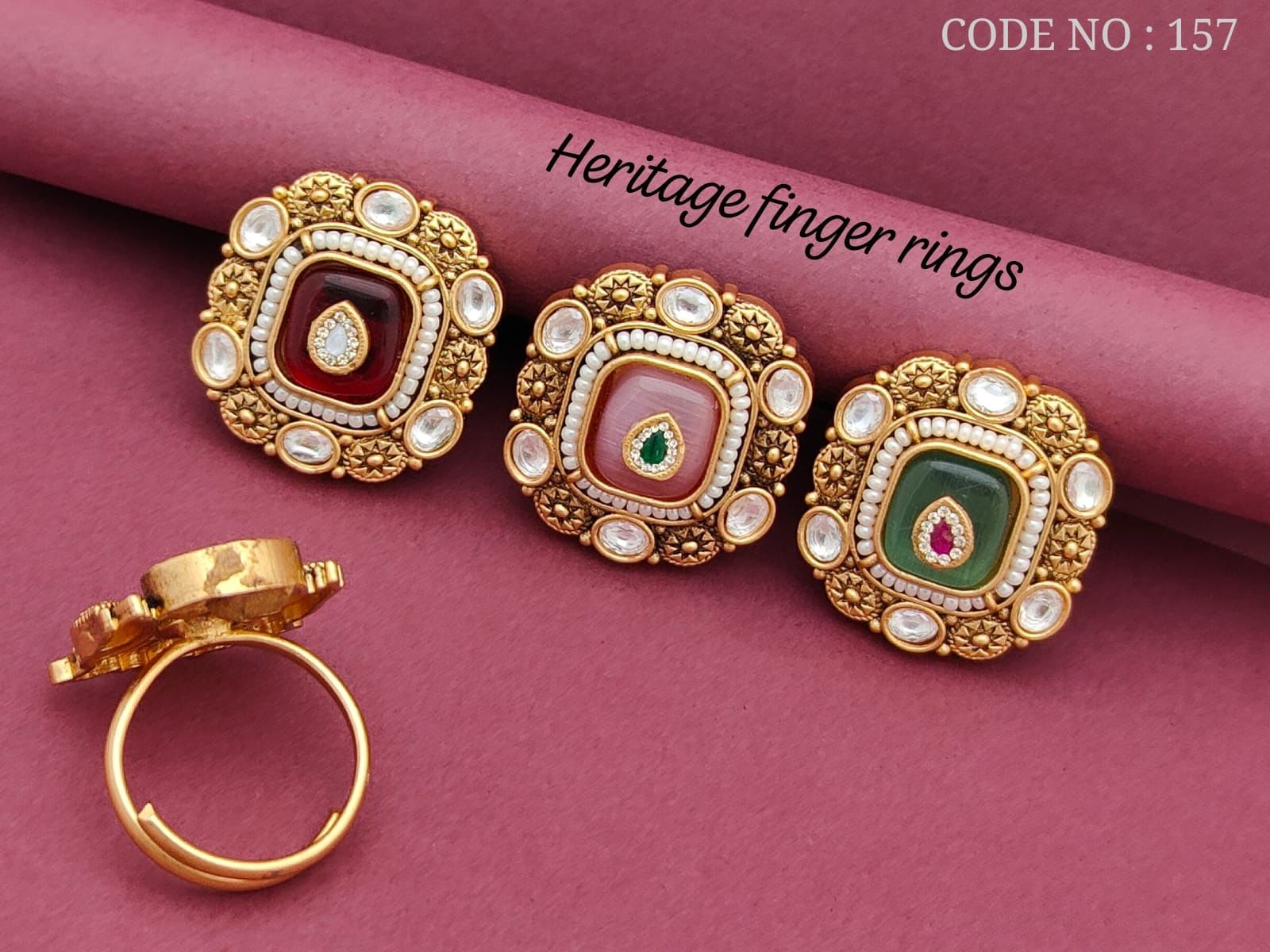 Heritage Finger Ring - Square